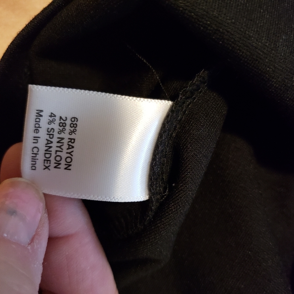 Evereve Black Sleeveless Mock Neck Sheath Dress - Picture 9 of 14